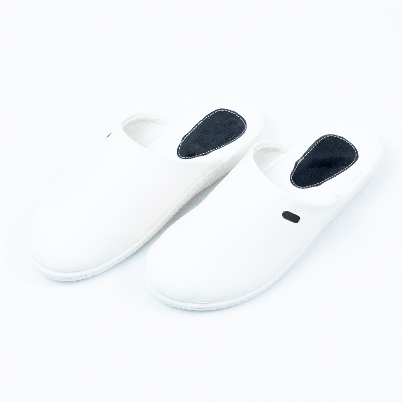 Gee Shoes Medical Clogs